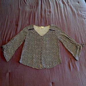 Mason & Belle Susie Ruched Sleeve Top